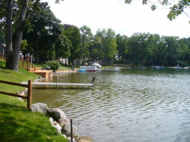 Oakland County Lakefront Moving This Summer!